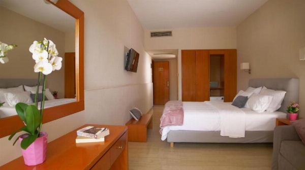 Antikyra Beach Hotel image 48